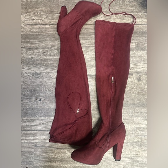 BAMBOO Red Over-the-Knee Boots with Suede Finish - Picture 9 of 10